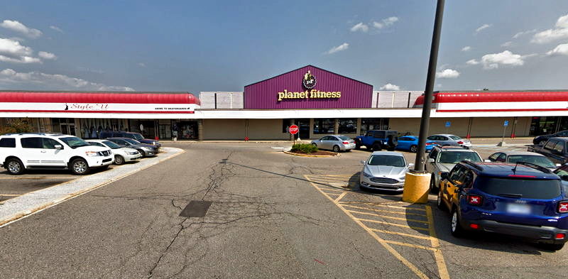 Discovery Zone - Southgate - 13591 Eureka Rd (newer photo)